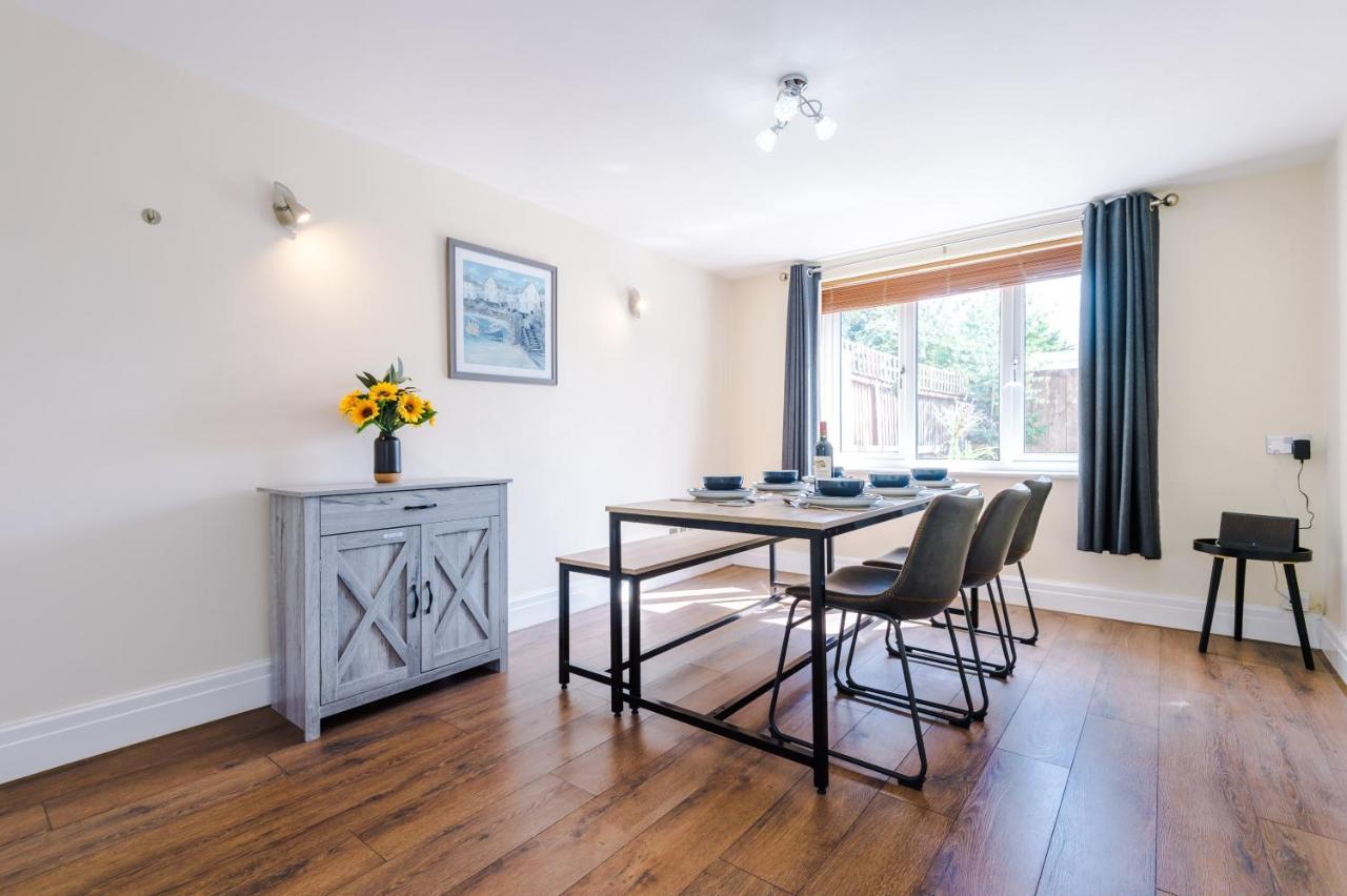 Charming 3-Bed Cottage In Chester, Ideal For Families & Workers, Free Parking - Sleeps 7 Exterior foto