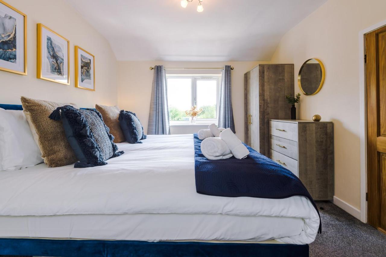 Charming 3-Bed Cottage In Chester, Ideal For Families & Workers, Free Parking - Sleeps 7 Exterior foto